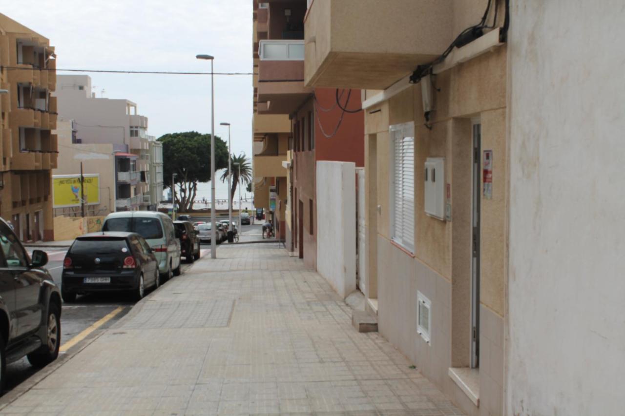 Vianymar Apartamentos El Médano Extérieur photo