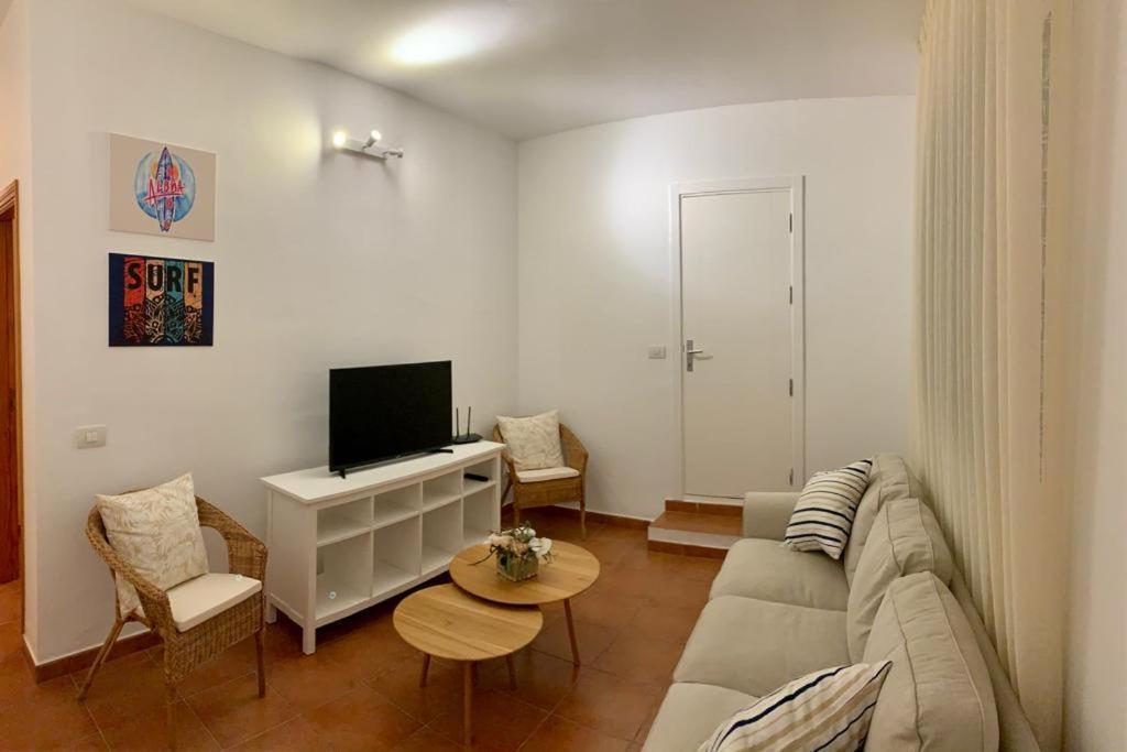 Vianymar Apartamentos El Médano Extérieur photo